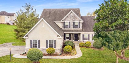 1595 Winsford Ln, York