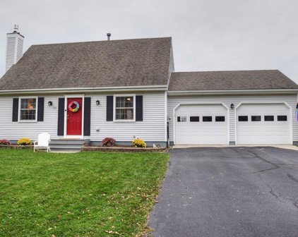 279 Isham Circle, Williston