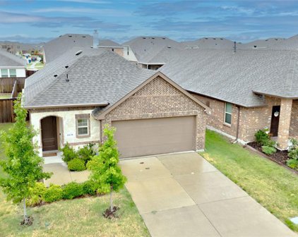 2178 Hobby  Drive, Forney