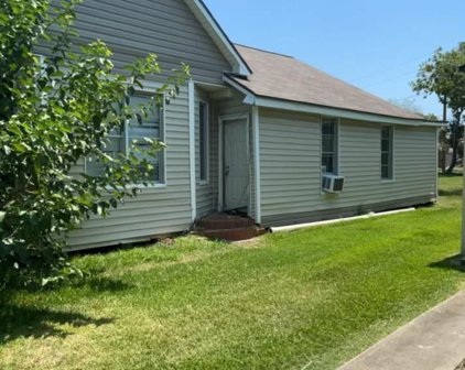 208 17th Street, Port Arthur