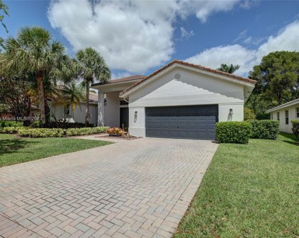 3947 Osprey Ct, Weston