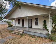 600 N Windy Knoll Dr, Devine image