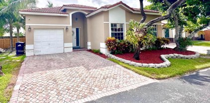 9000 Sw 215th Ter, Cutler Bay