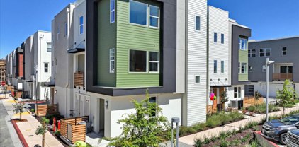 403 Starfish LN, Foster City