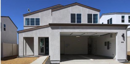 556 Meadowood St. Unit 411, Fallbrook