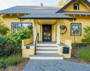 304 Nw Hunter  Place, Bend image