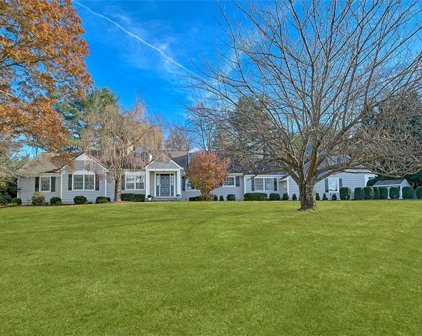 9 Sunset Drive N, Chappaqua