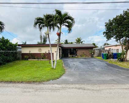 6613 Ficus Dr, Miramar