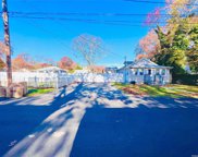215 Moriches Avenue, Mastic image