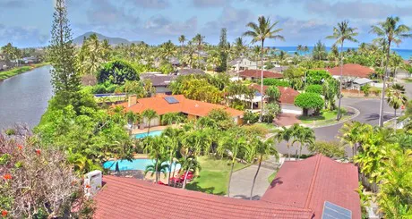 aerial view of kailua real estate