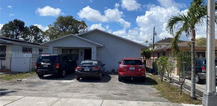 520 E 29th St, Hialeah