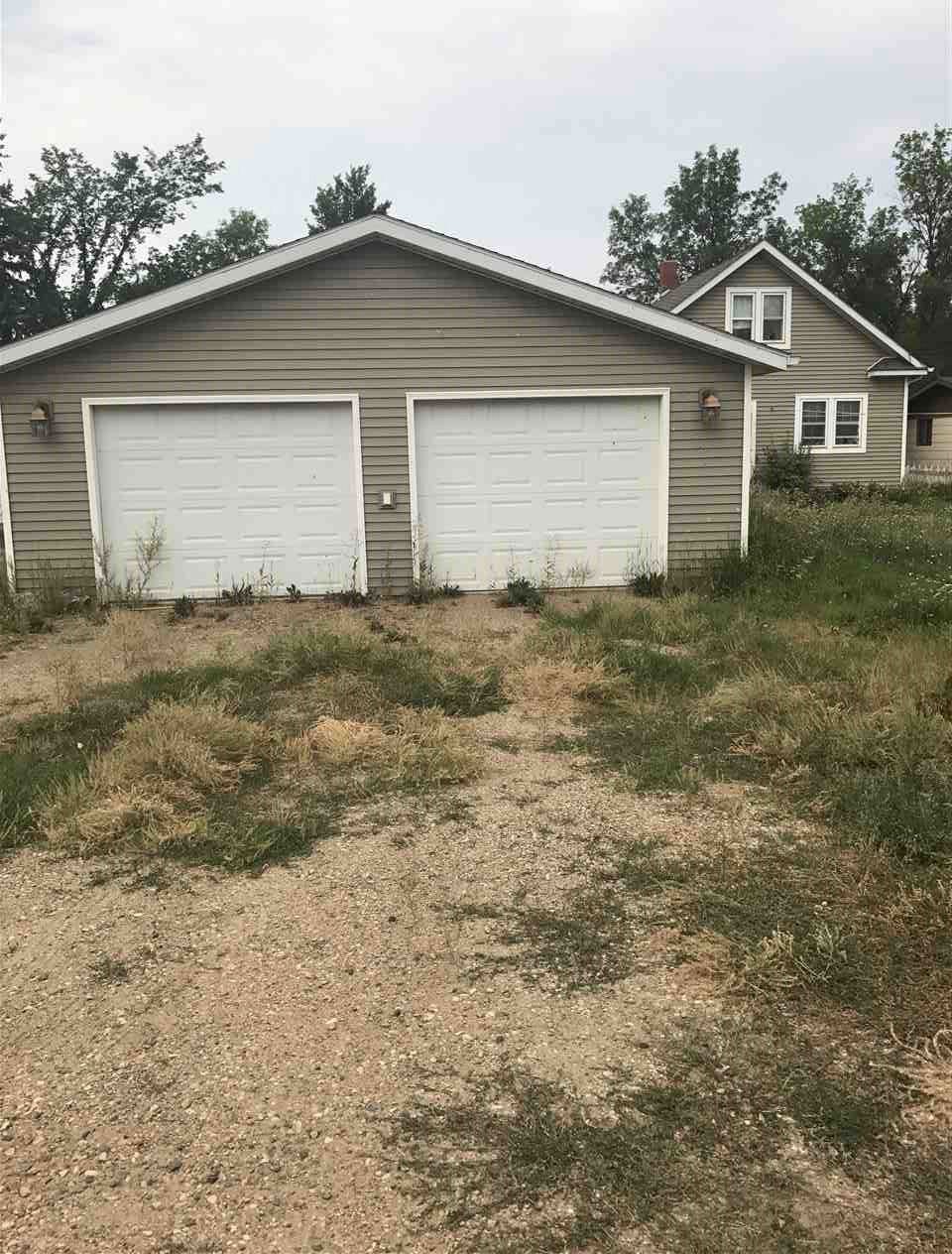 204 2nd St, Crosby, 58730