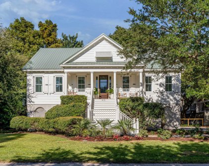 612 Royall Avenue, Mount Pleasant