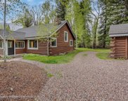 635 Redstone Boulevard, Redstone image
