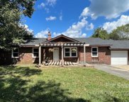 21 Sugar Maple W Drive, Hendersonville image