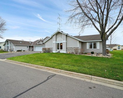 9200 Yancey Lane, Brooklyn Park