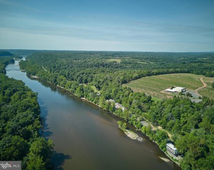 755 River Rd, Erwinna