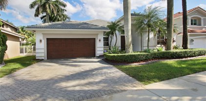 2536 Hunters Run Way, Fort Lauderdale