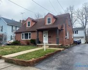 255 Buttonwood, Bowling Green image