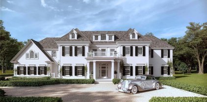 16 Carriage Trail, Tarrytown