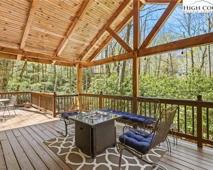 110 Teaberry Trail, Beech Mountain