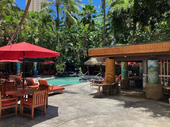 Bamboo Waikiki Pool