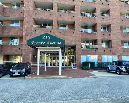 215 Brooke Avenue Unit 102, West Norfolk