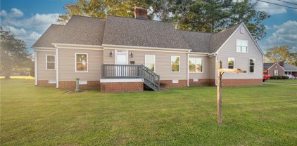 5 Woodland Road, Poquoson