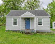 1734 Lakeside Dr, Shelbyville image