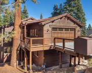 10955 Skislope Way, Truckee image