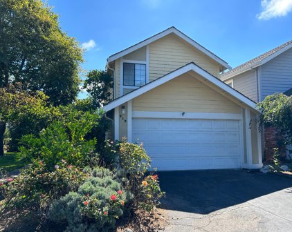 313 Lockewood LN, Scotts Valley