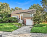 502 Grill Ave, Shillington image