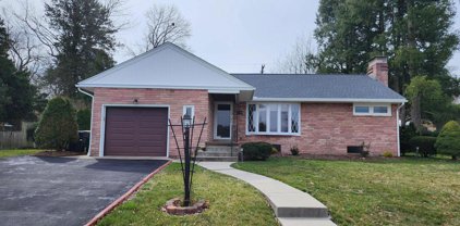 2170 Garfield Ave, Reading
