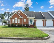 122 Ashley Place, Colonial Heights image