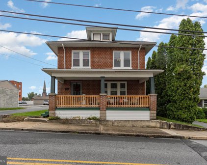32 N Spruce St, Elizabethtown