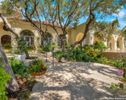 31 Queens Hill, San Antonio image