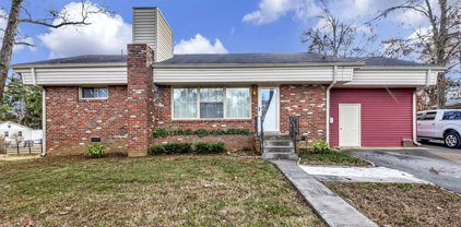 2723 Anderson Rd, Nashville