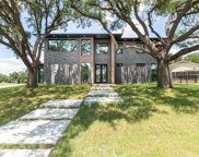3147 Rolling Knoll  Drive, Farmers Branch image