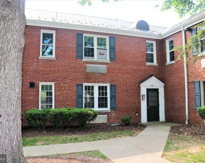 3303 Commonwealth Ave Unit #B, Alexandria