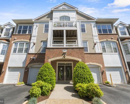 7871 Rolling Woods Ct Unit #201, Springfield