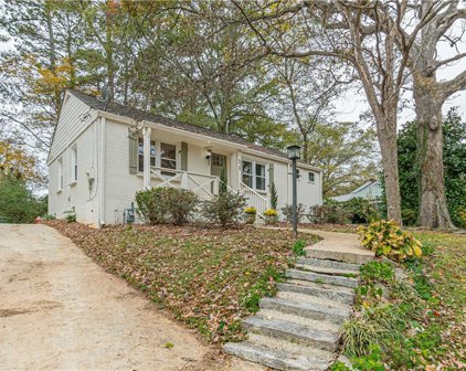 658 Campbell Circle, Hapeville