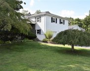 7 Old Field Road, West Hartford image
