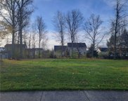 19 Manitoba Woods, Gates image