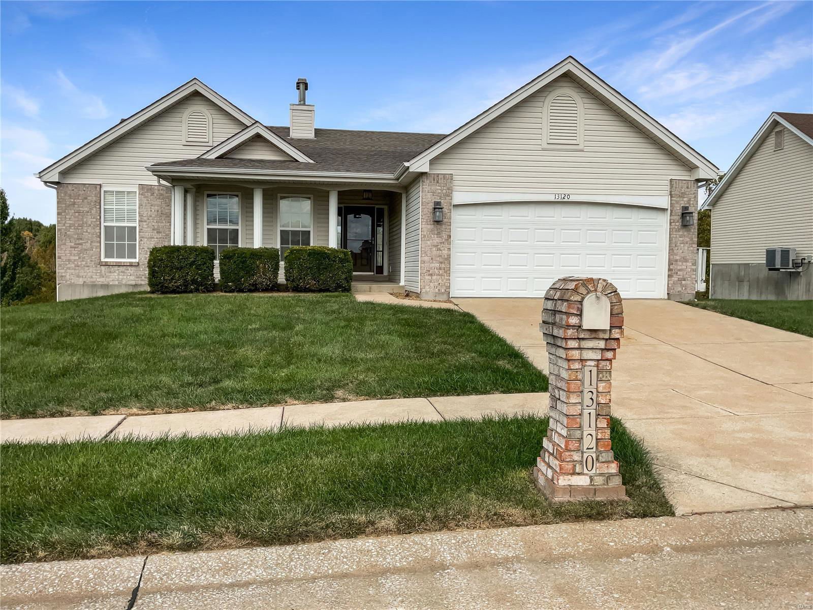 13120 Crestwood Bend Lane, Black Jack, 63033