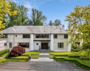 2 Saddle Ridge Road, Old Westbury image