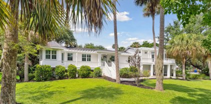 110 Sparrow Drive, Isle Of Palms