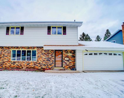 3212 Townview Avenue NE, Saint Anthony