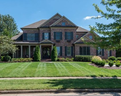 8348 Lochinver Park Ln, Brentwood