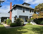 214 PIONEER PKWY, Springfield image