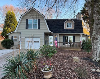 3314 Howell Meadow Drive, Duluth